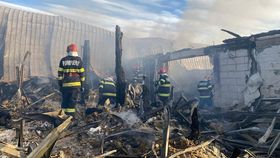 VIDEO Controale la pensiuni și hoteluri înainte de Revelion! Se iau primele măsuri după incendiul de la Ferma Dacilor